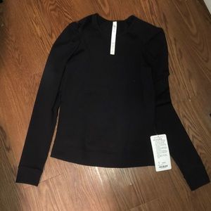 BRAND NEW LULU LAB CITY PULLOVER